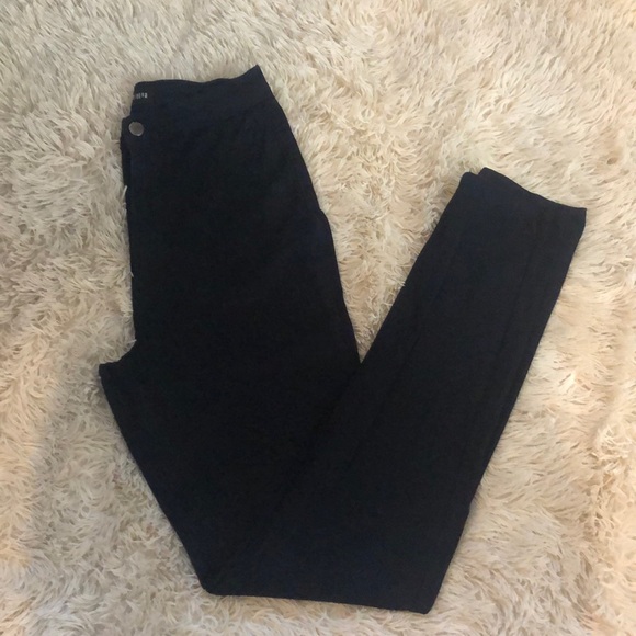 Fashion nova high-rise super stretch dark Jean - Picture 2 of 4